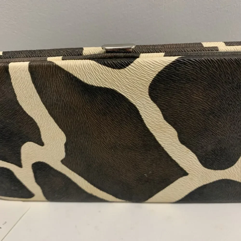 Minicci Hard Case Clutch Wallet Checkbook Credit Card Giraffe Print Brand New